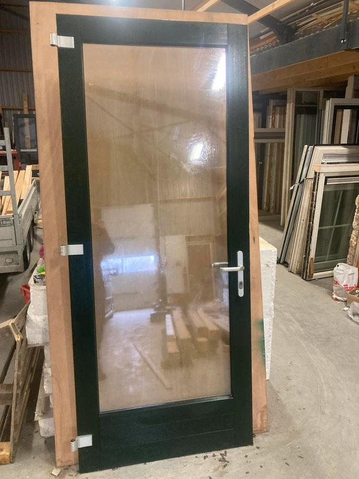 Kunststof kozijn met deur 110*243, Tuin en Terras, Schuttingen, Zo goed als nieuw, Kunststof, Minder dan 1 meter, Minder dan 3 meter