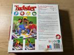 Twister MB (3), Hobby en Vrije tijd, Gezelschapsspellen | Bordspellen, Ophalen of Verzenden, Gebruikt