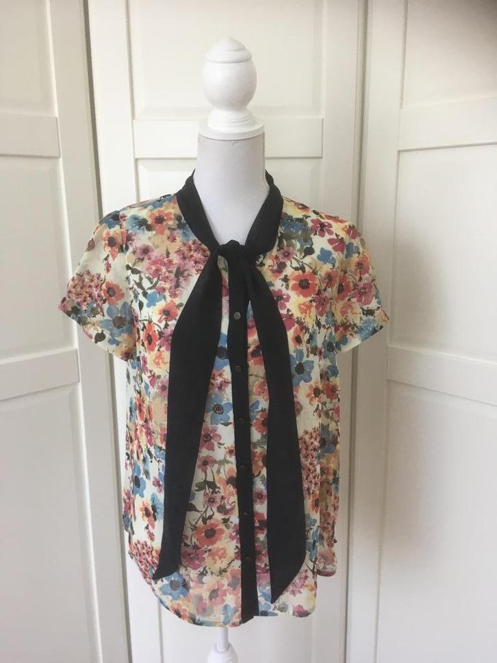 Twenty Three zgan blauw chiffon floral blouse XL, valt als L, Kleding | Dames, Blouses en Tunieken, Zo goed als nieuw, Maat 46/48 (XL) of groter