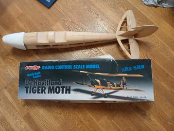 Tiger Moth rc vliegtuig dubbeldekker af te bouwen beschikbaar voor biedingen