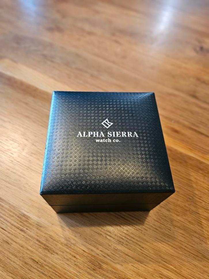 Alpha Sierra Defqon LGM36BL ( limited edition), Sieraden, Tassen en Uiterlijk, Horloges | Heren, Nieuw, Polshorloge, Seiko, Staal