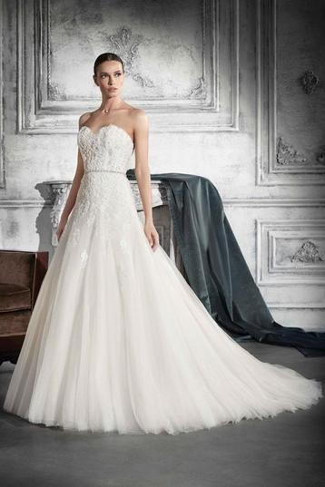 Trouwjurk Sample Sale Demetrios Style 784 beschikbaar voor biedingen