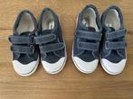 2 paar gymschoentjes, mt. 28 en 27, €3 per paar., Rucanor, Ophalen of Verzenden, Zo goed als nieuw, Jongen of Meisje