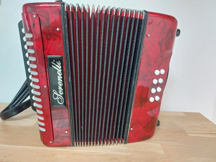 serenelli tweerijer cf, Muziek en Instrumenten, Accordeons, Gebruikt, Overige merken, Ophalen of Verzenden