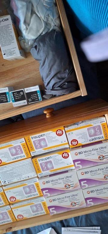 23 doosjes met 5mm insuline pen naalden – nieuw in doos beschikbaar voor biedingen