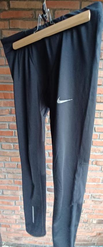 Nike Hardloop broek beschikbaar voor biedingen