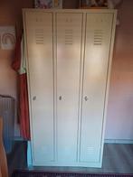 Lichtgele kledingkast / locker, Huis en Inrichting, Kasten | Lockerkasten, Ophalen of Verzenden, Zo goed als nieuw