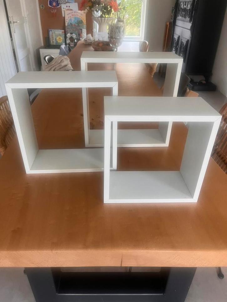 Wandblokken / plabken vierkant - 3 maten, Huis en Inrichting, Woonaccessoires | Wandplanken en Boekenplanken, Zo goed als nieuw