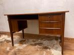 Vintage bureau Cees Braakman, Huis en Inrichting, Bureaus, Ophalen, O, O, O