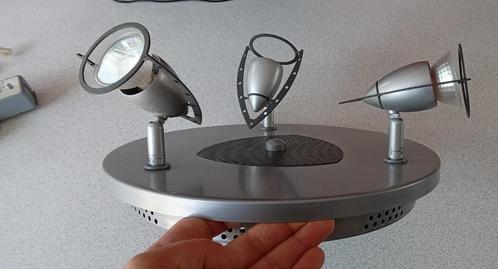 Plafondlamp 3 spotjes RVS Metaal modern -degelijke kwaliteit, Huis en Inrichting, Lampen | Plafondlampen, Metaal, Ophalen of Verzenden