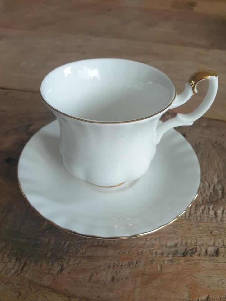 Royal Albert, Val d'Or, laatste stuks, Huis en Inrichting, Keuken | Servies, Nieuw, Kop(pen) en/of Schotel(s), Overige stijlen