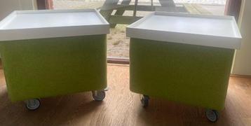 Poef beschikbaar voor biedingen