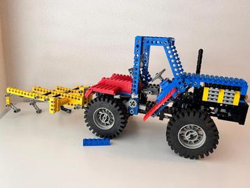 LEGO Technic 8859 Tractor beschikbaar voor biedingen