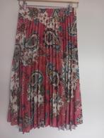 Prachtige rok plissérok maat S New Collection echt mooi!, Kleding | Dames, Rokken, Beige, Ophalen of Verzenden, Zo goed als nieuw
