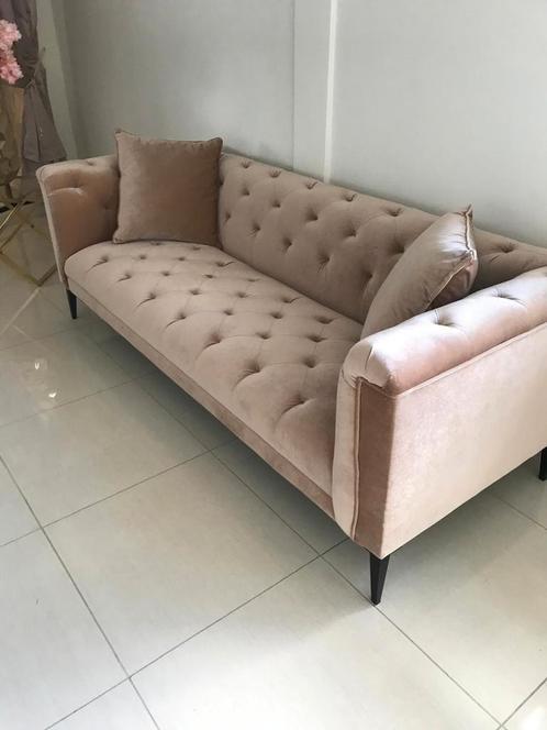 Bruidsbank lounge chesterfield model, Huis en Inrichting, Banken | Sofa's en Chaises Longues, Zo goed als nieuw, Vierpersoons of meer