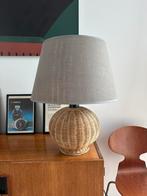 Vintage tafellamp in riet, Ophalen of Verzenden, Zo goed als nieuw, Minder dan 50 cm