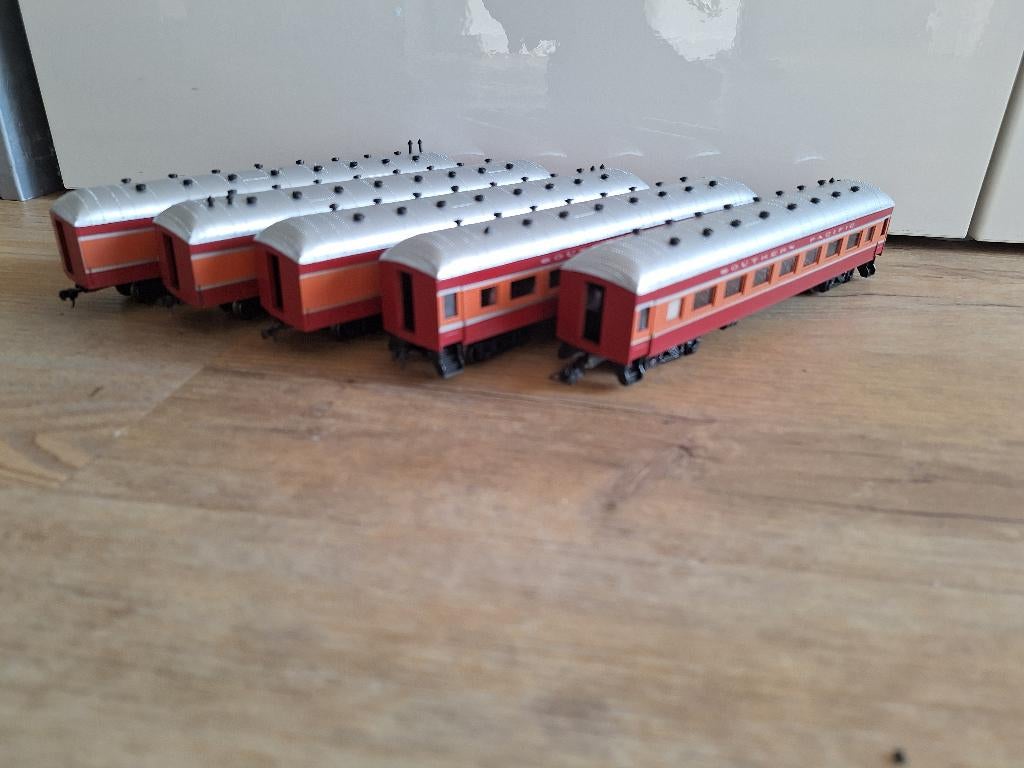 Mooie set van 5 passagierswagons H0-spoor, Hobby en Vrije tijd, Modeltreinen | H0, Overige merken, Wisselstroom, Gebruikt, Wagon