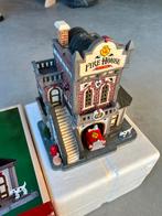 Lemax Kersthuisje Brandweerkazerne, Diversen, Ophalen of Verzenden, Zo goed als nieuw