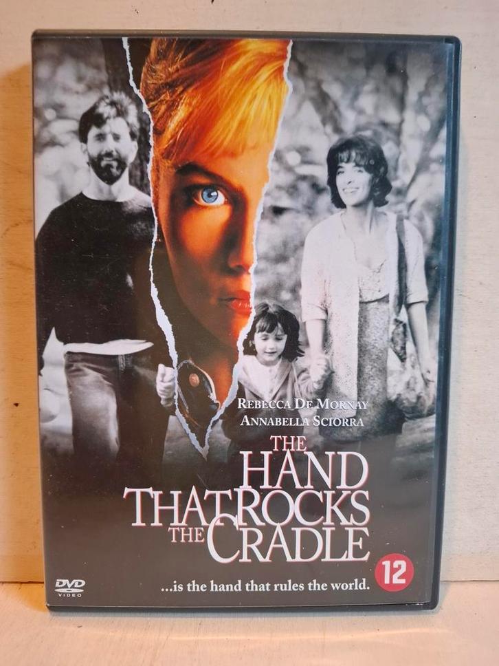 The Hand That Rocks the Cradle
(1992) Horror/Mysterie - DVD, Cd's en Dvd's, Dvd's | Thrillers en Misdaad, Zo goed als nieuw, Overige genres