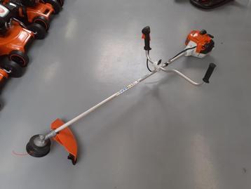 Stihl FS 240 C bosmaaier met mes & draadbol, Tech. goed! beschikbaar voor biedingen