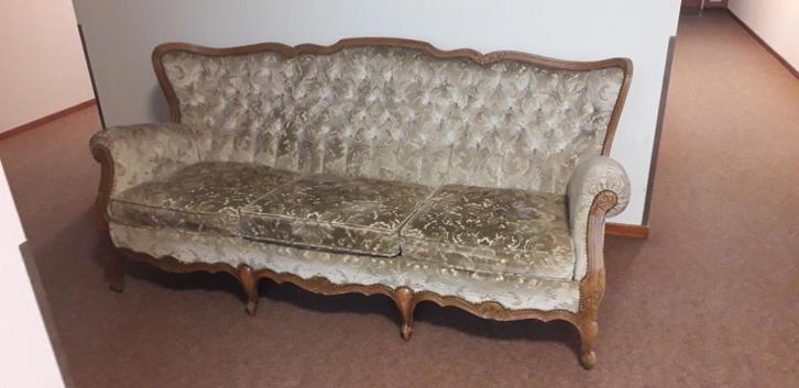 3 zits gecapitonneerde bank, Huis en Inrichting, Banken | Sofa's en Chaises Longues, Gebruikt, Driepersoons, 150 tot 200 cm, 75 tot 100 cm