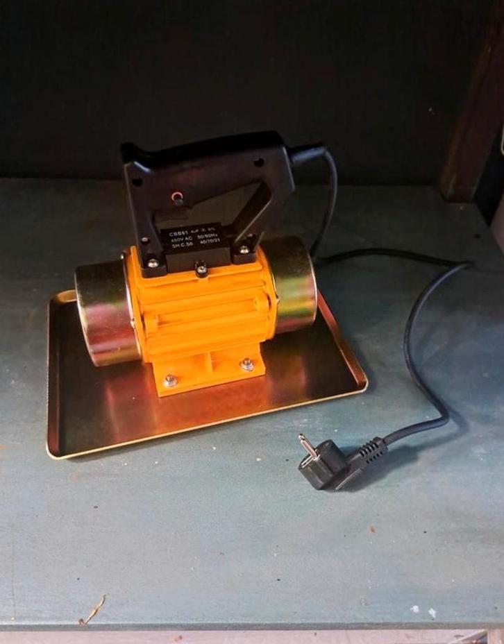 Betonvibrator cement schuur tril vibrator beton trilnaald, Doe-het-zelf en Verbouw, Gereedschap | Schuurmachines, Ophalen of Verzenden
