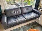 Donkerblauwe, leren bank. 2,5 zits, Ophalen, Gebruikt, Driepersoons, Rechte bank