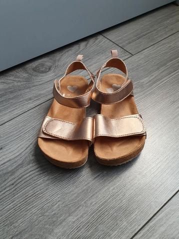 Leuke sandalen maat 27 beschikbaar voor biedingen