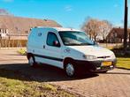 MOET WEG - VASTE PRIJS Peugeot Partner 1.9 Diesel 170C 2002, Auto's, Voorwielaandrijving, Stof, 4 cilinders, Wit