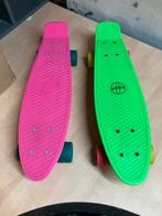 Twee skateboards, roze en groen, Sport en Fitness, Skateboarden, Ophalen, Gebruikt, Skateboard