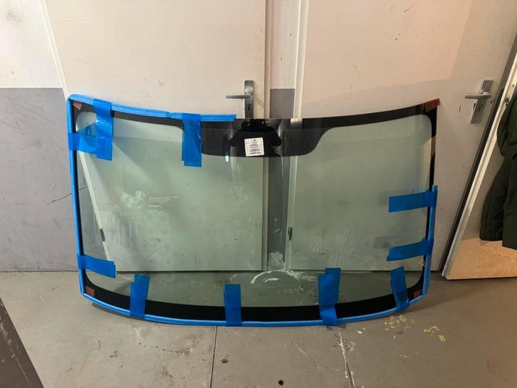 Voorruiten mercedes sprinter, Auto-onderdelen, Ruiten en Toebehoren, Ophalen of Verzenden