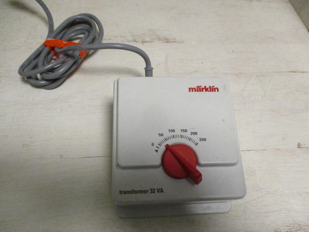 Märklin Trafo 32VA no 6647, Hobby en Vrije tijd, Modeltreinen | H0, Ophalen, Zo goed als nieuw, Märklin, Transformator of Voeding