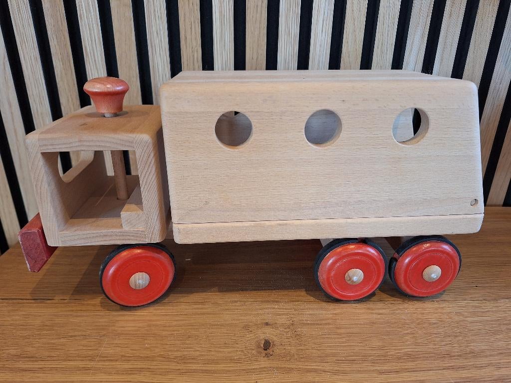 Hout vintage vrachtauto, Kinderen en Baby's, Speelgoed | Houten speelgoed, Ophalen of Verzenden, Gebruikt, Rij- of Hobbelspeelgoed