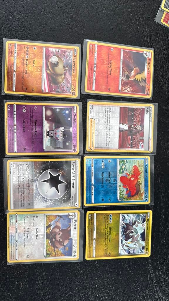 8 Pokémon  Kaarten Bundel Evolving Skies Darkness Ablaze, Ophalen of Verzenden, Zo goed als nieuw, Meerdere kaarten