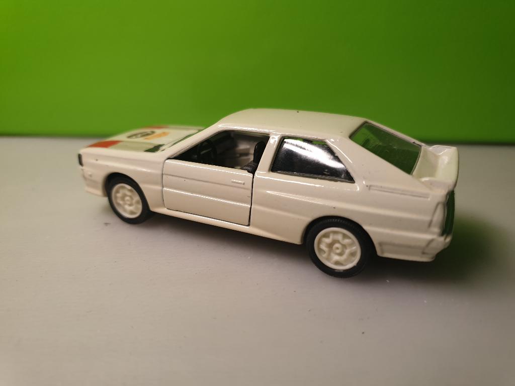 Solido - Audi Quattro [wit] 1/43, Hobby en Vrije tijd, Modelauto's | 1:43, Ophalen of Verzenden, Gebruikt, Auto, Solido