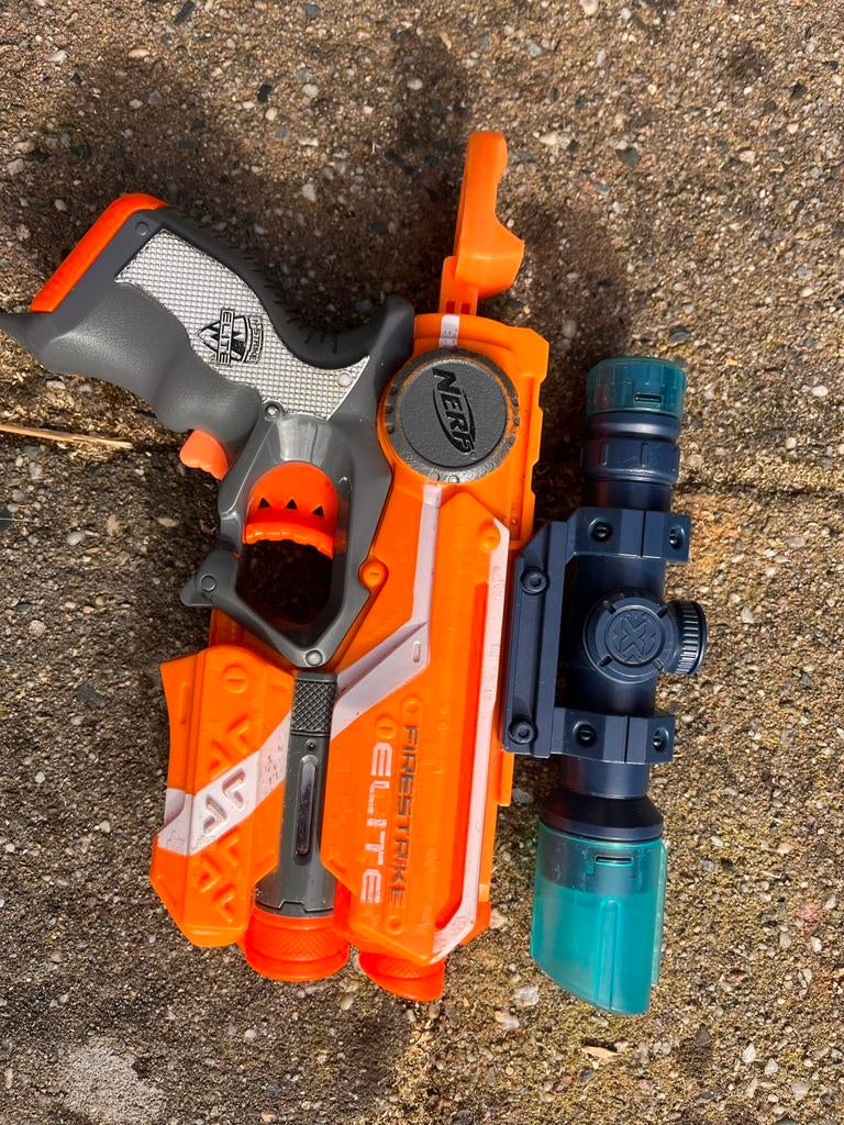 Nerf Elite Firestrike blaster met richtkijker, Ophalen of Verzenden, Gebruikt, Jongen of Meisje