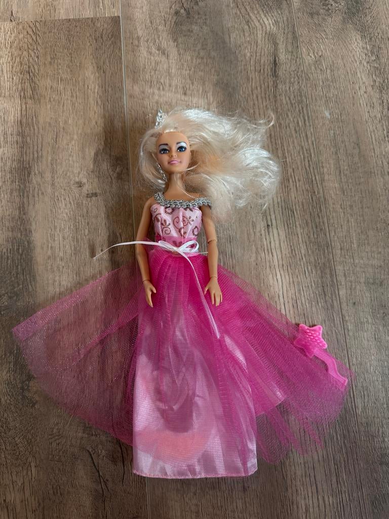 Prinsessen Barbie in roze jurk, Ophalen, Gebruikt, Barbie