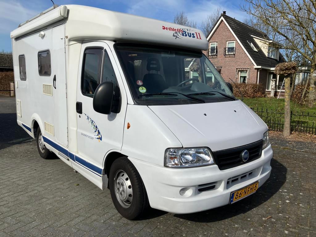 Dethleffs Globebus 2 fransbed compacte camper, Ringverwarming, Fiat, Achteruitrijcamera, Bedrijf