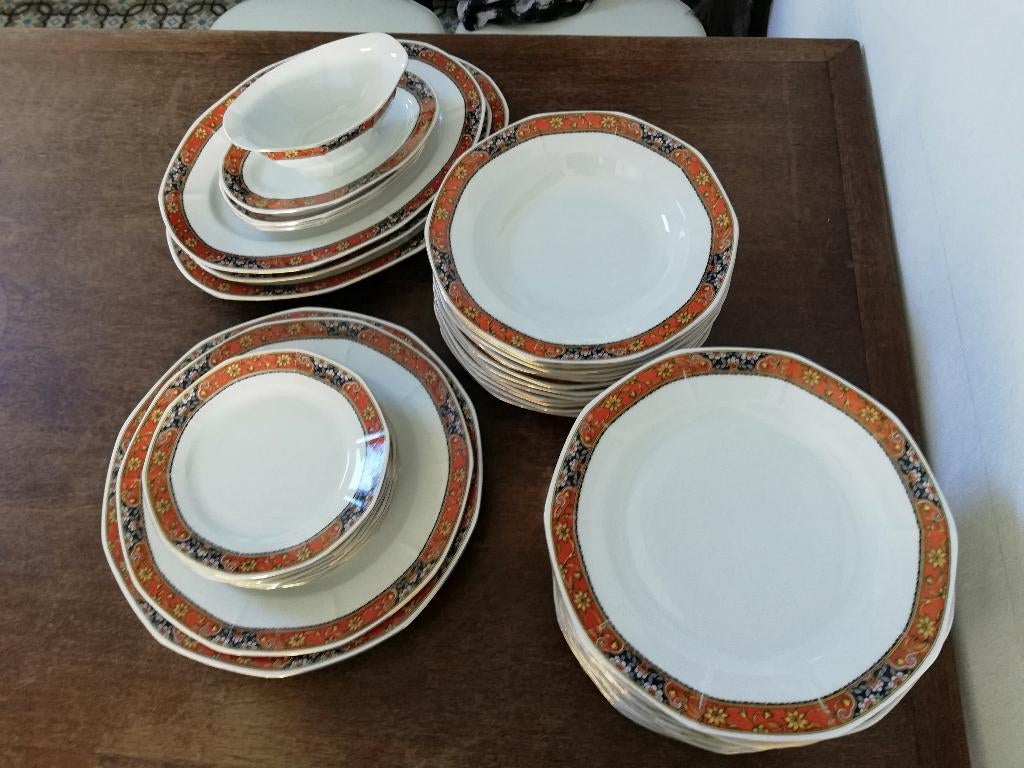 Prachtig vintage eetservies oranje/zwarte decorrand >12 pers, Ophalen, Zo goed als nieuw, Bord(en), Overige stijlen