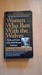 Women Who Run with the Wolves - Clarissa Pinkola Estes, Gelezen, Spiritualiteit algemeen, Overige typen, Ophalen of Verzenden