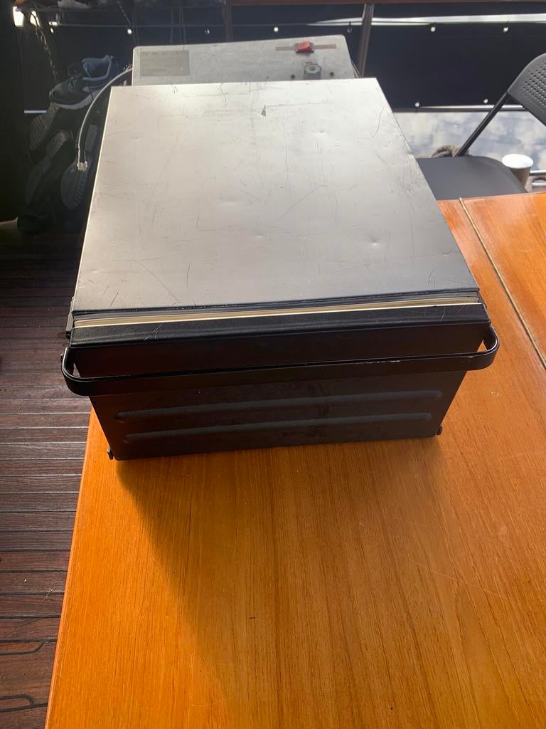 Koel/vriesbox 12 tot 24 volt, Ophalen, Minder dan 75 liter, Zonder vriesvak, Gebruikt