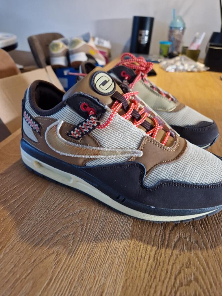 Nike Air Max Travis  Scott Baroque Brown mt 40, Ophalen of Verzenden, Zo goed als nieuw, Bruin