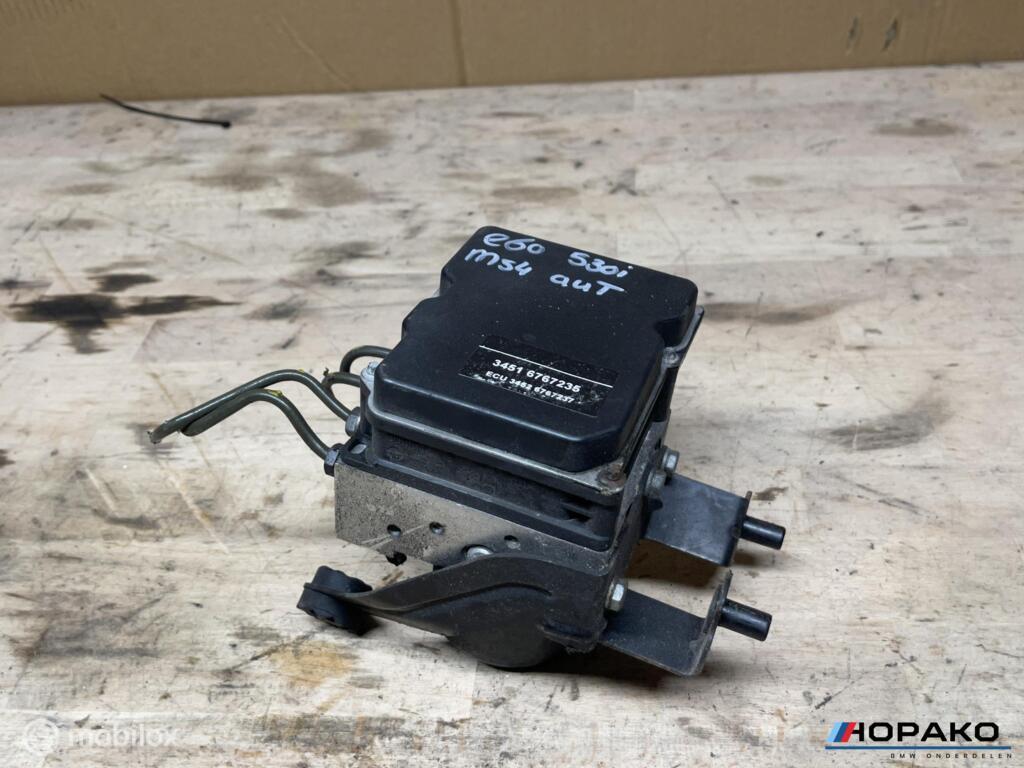 ABS pomp BMW 5 serie E60 E61 | 34516767235, Auto-onderdelen, Remmen en Aandrijving, Gebruikt, Einsteinlaan 5 rijswijk, Bmw, Ophalen of Verzenden
