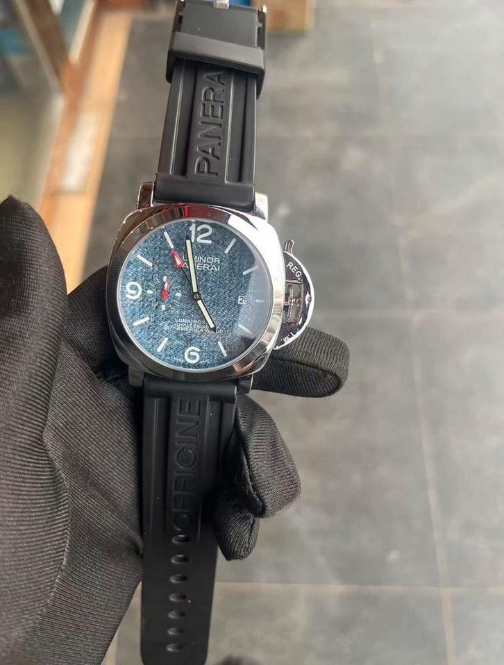 Panerai Horloge - Stijlvol en Tijdloos, Sieraden, Tassen en Uiterlijk, Horloges | Dames, Zo goed als nieuw, Polshorloge, Overige merken