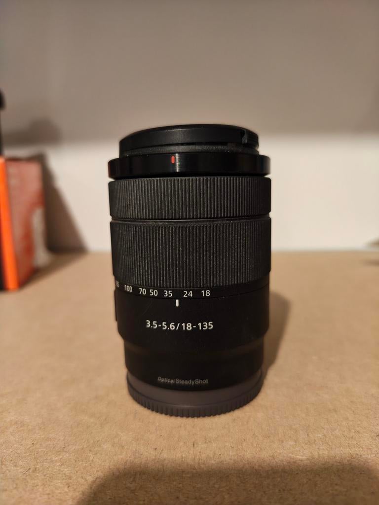 Sony E 3.5-5.6/18-135 OSS lens SEL18135, Audio, Tv en Foto, Fotografie | Lenzen en Objectieven, Ophalen of Verzenden, Zo goed als nieuw