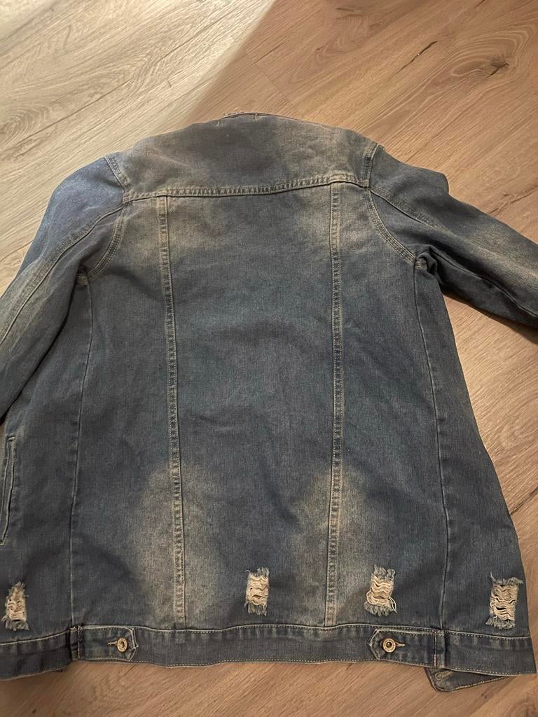 Spijkerjasje met scheuren, maat S, Ophalen of Verzenden, Nieuw, Maat 36 (S), Blauw