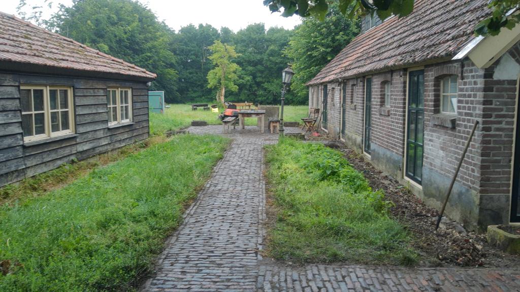 Op schitterende locatie woonboerderij te koop, Huizen en Kamers, 250 m², Hoogenweg, 3 kamers, 1500 m² of meer