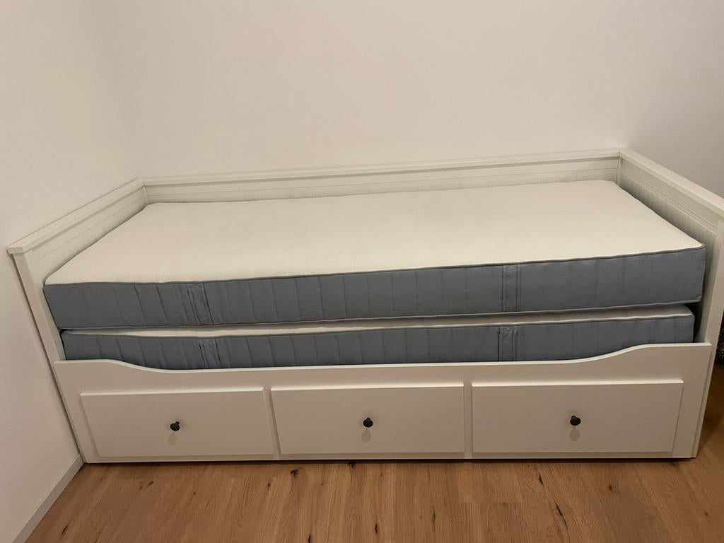 Bedbank hemnes ikea, Ophalen, Gebruikt, Wit, Tweepersoons
