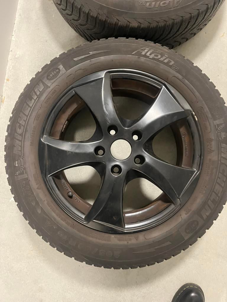 Nette zwarte 16 inch velgenset (5x114.3) voor o.a. Mazda 3, Ophalen, Gebruikt, Hyundai