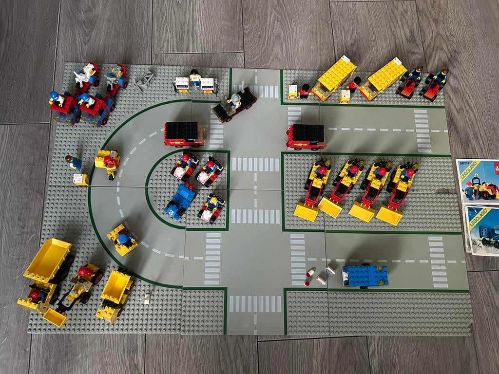 Grote Partij Lego Town voertuigen en grondplaten, Gebruikt, Lego, Ophalen of Verzenden, Losse stenen